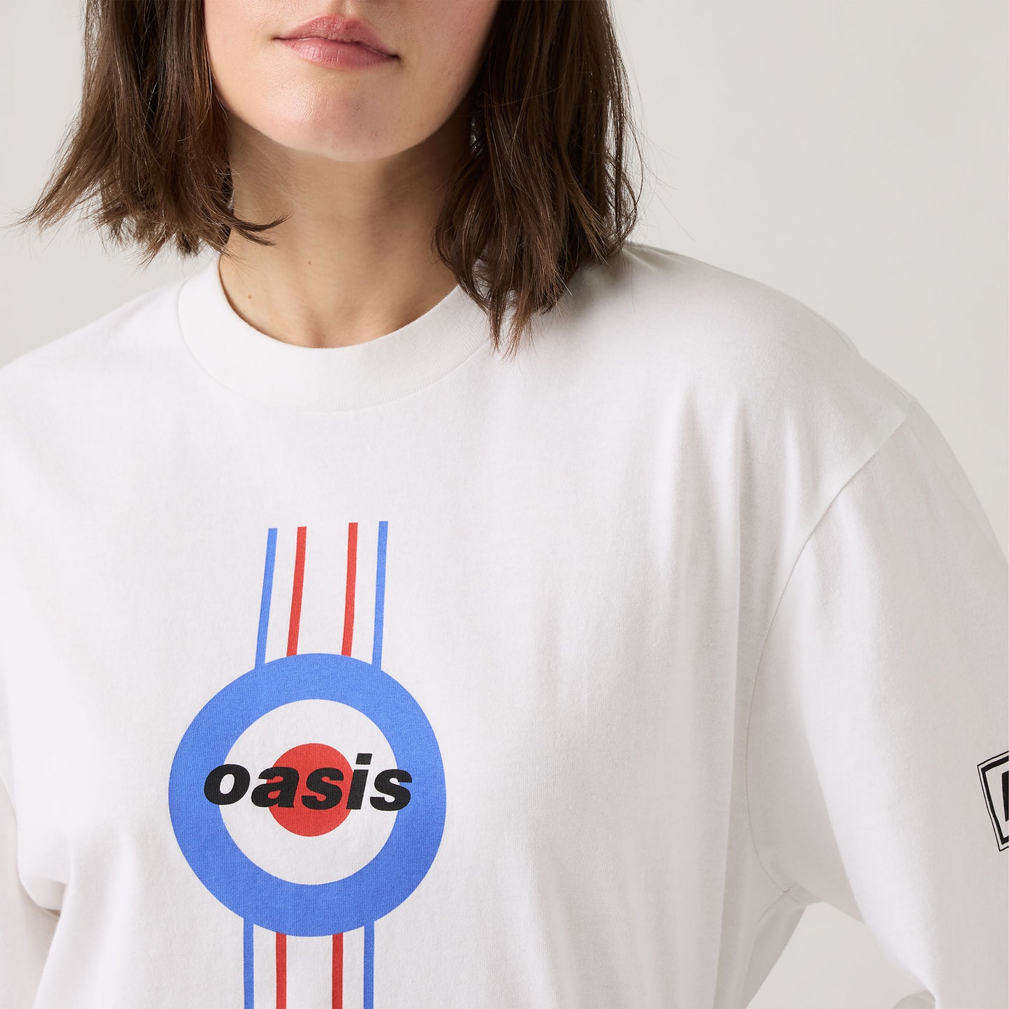 004EY0002_4_CM_D1