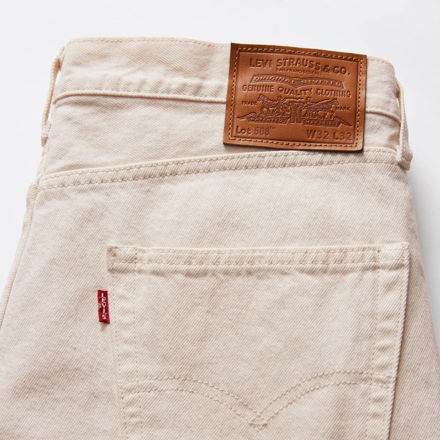 568™ 루즈 스트레이트 진