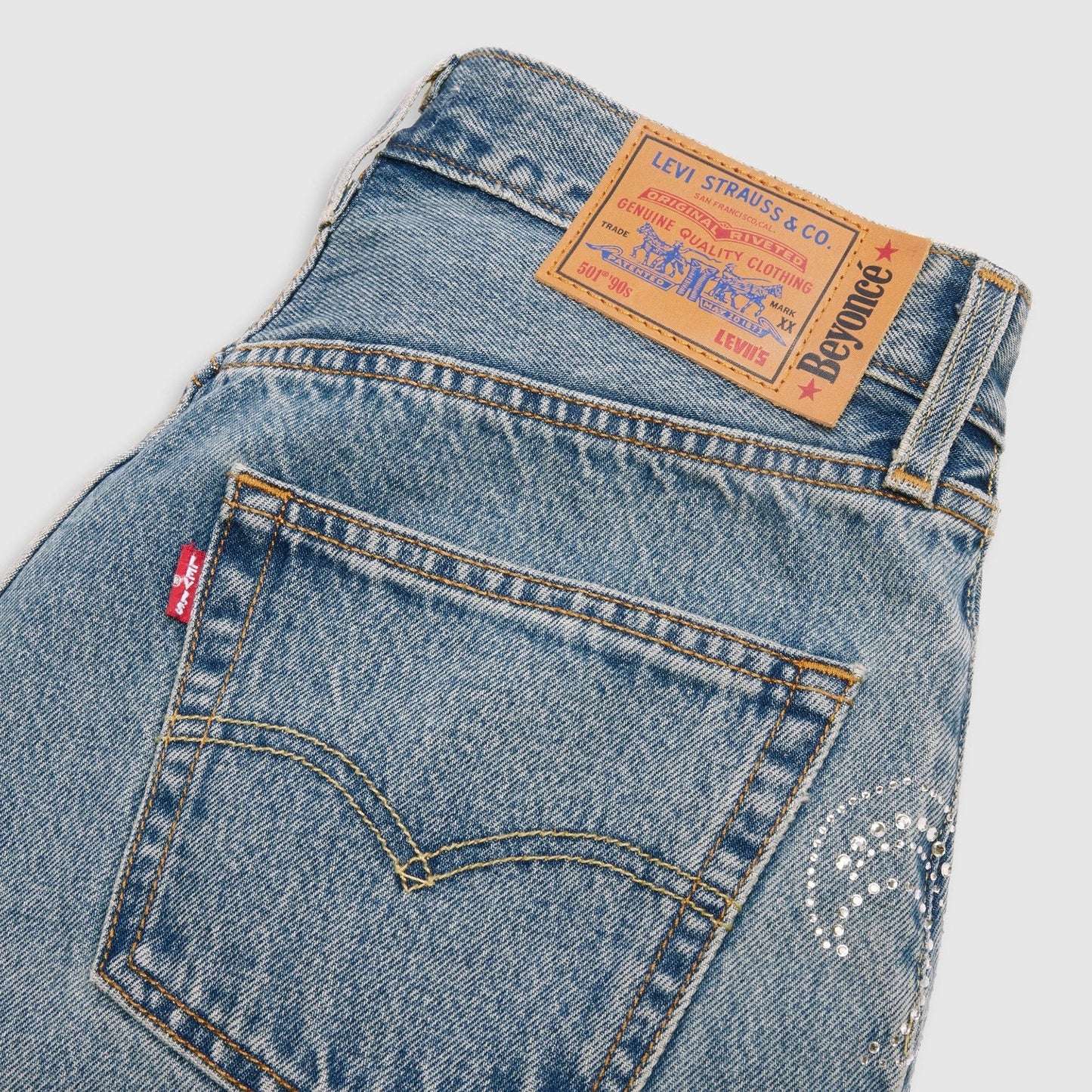 BEYONCÉ X LEVI’S® 501® '90s 진