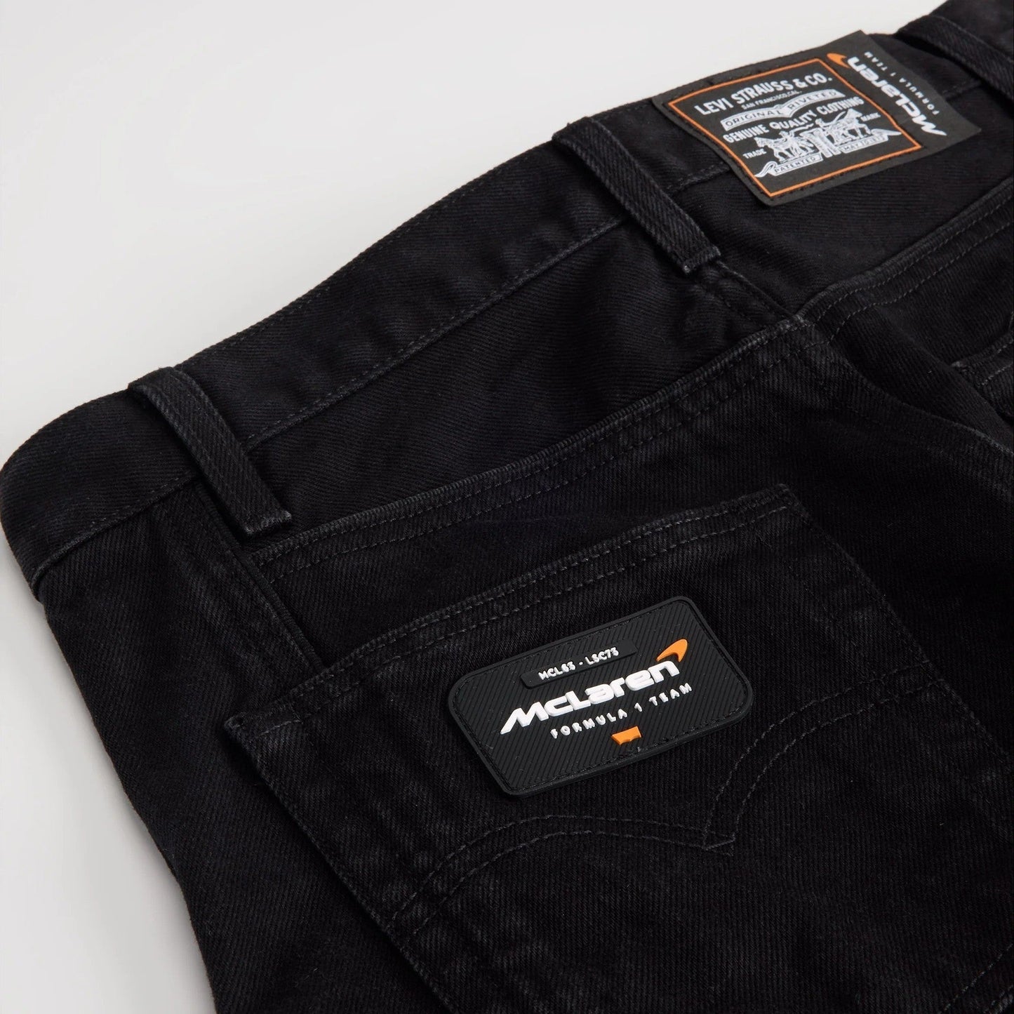 LEVI'S® X MCLAREN RACING 스피드 진