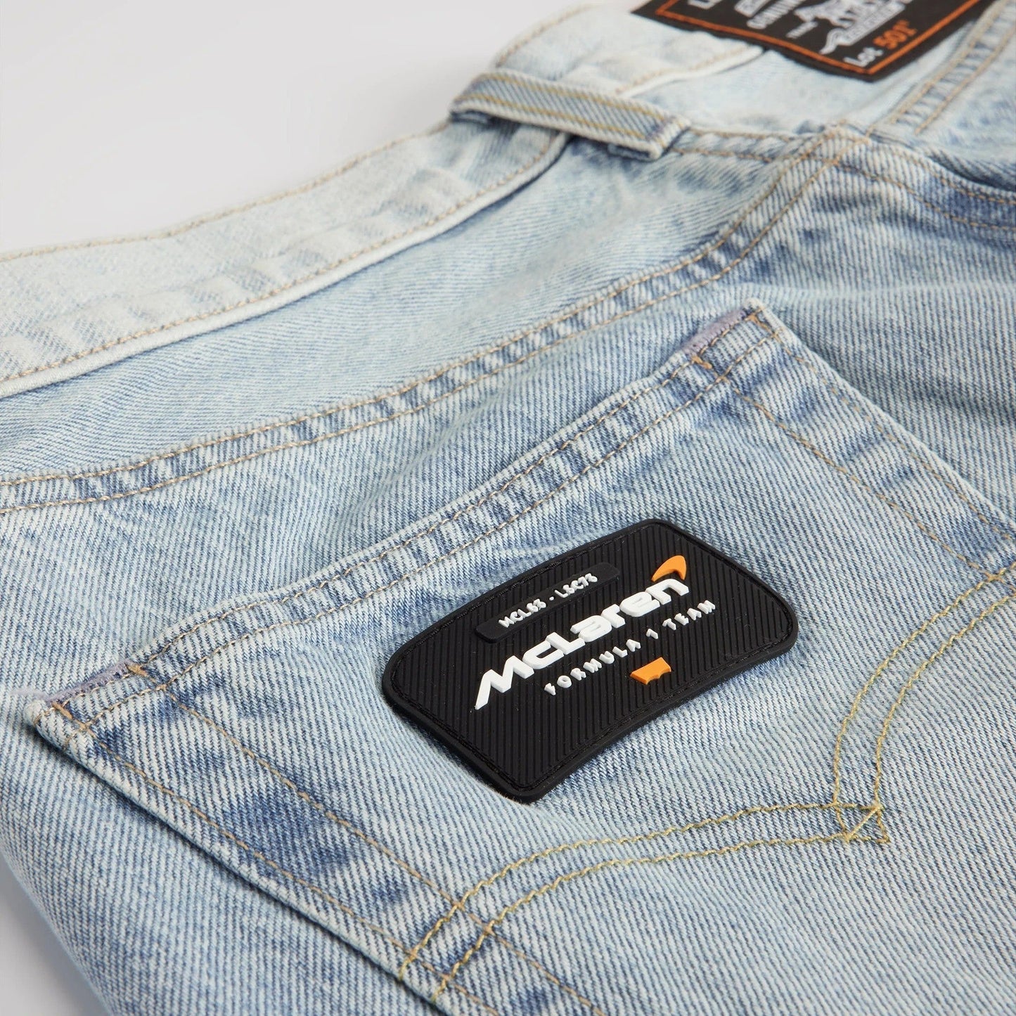 LEVI'S® X MCLAREN RACING 스포츠 501® 진