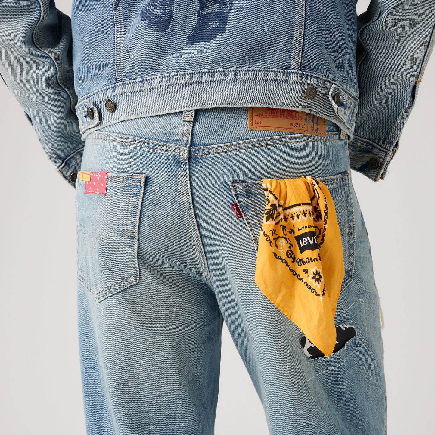 LEVI'S® X TOY STORY 568 루즈 진