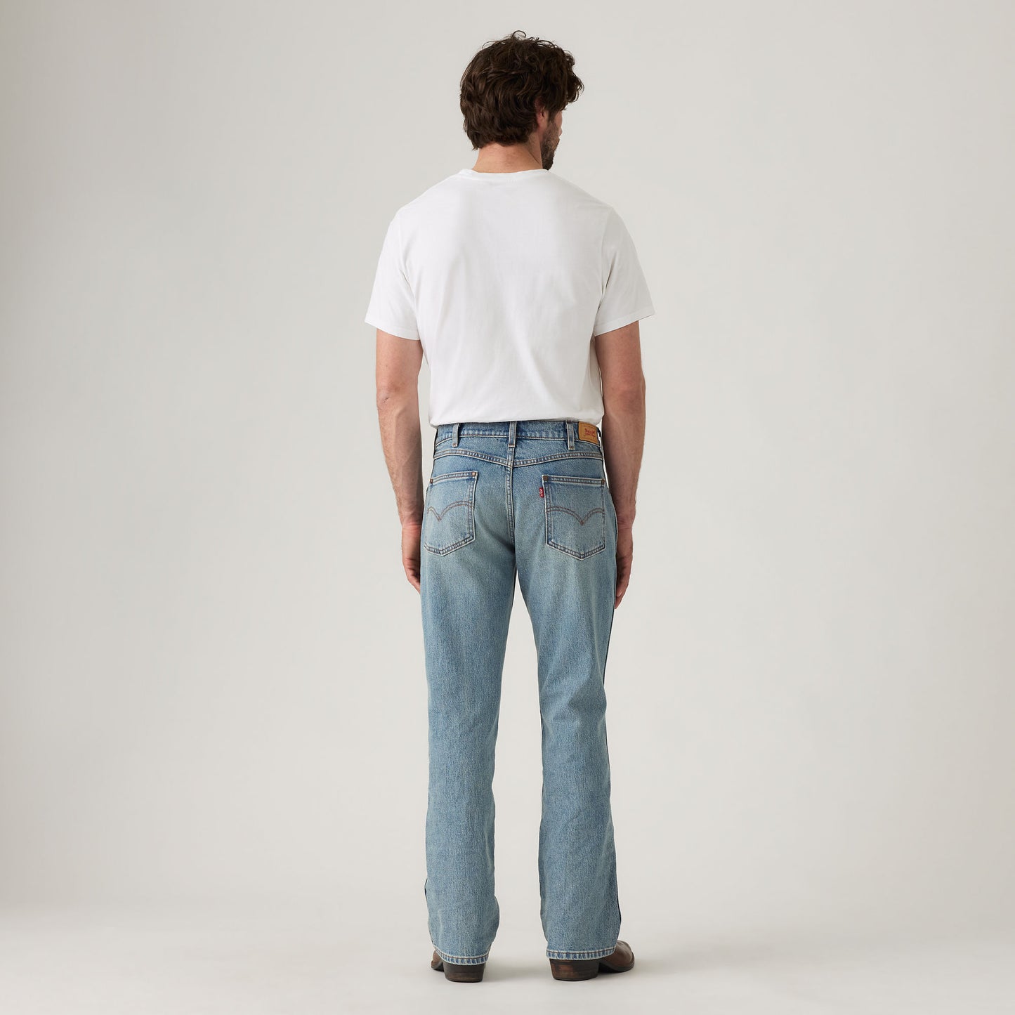 000XI0022_2_CM_BV