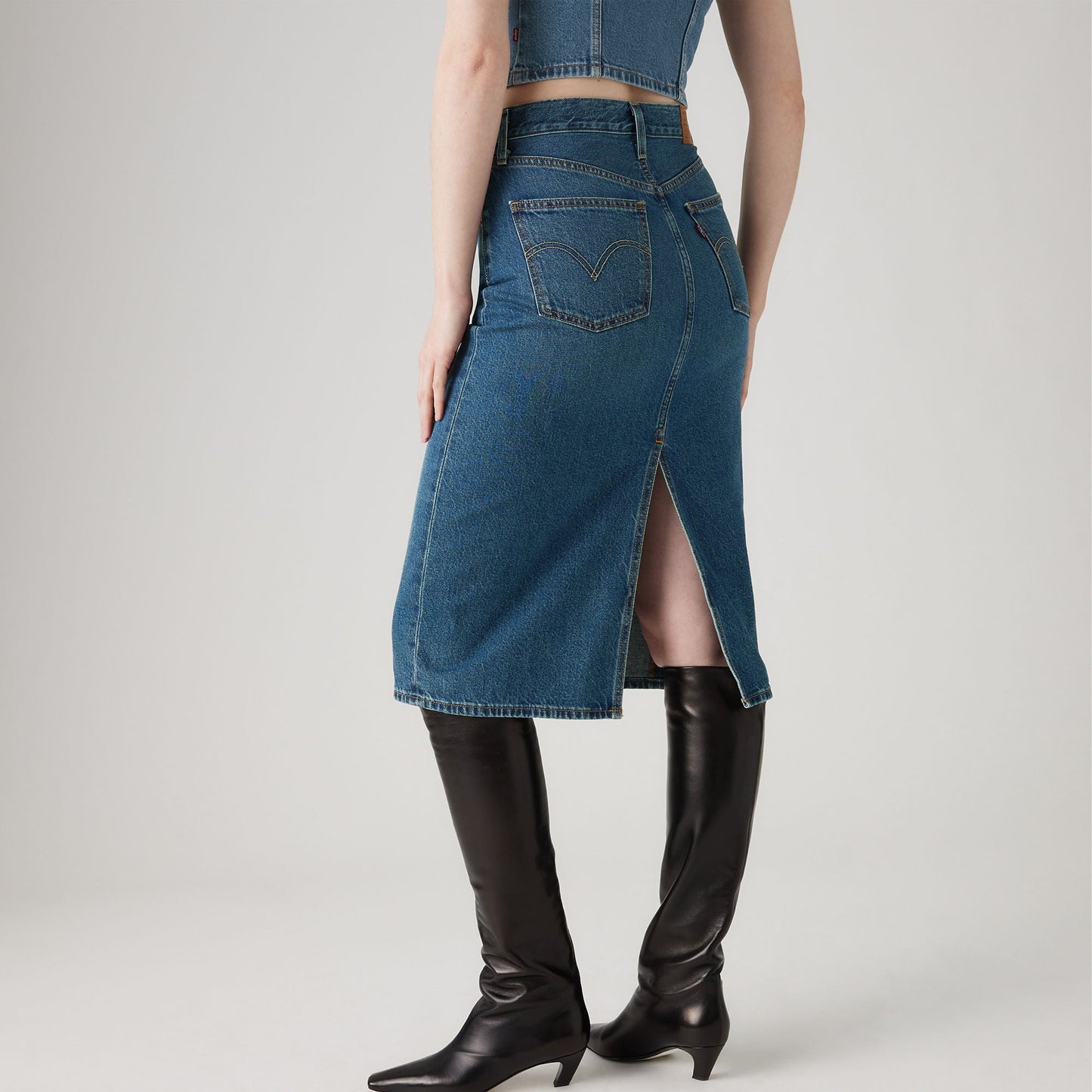 하이라이즈 백 슬릿 스커트