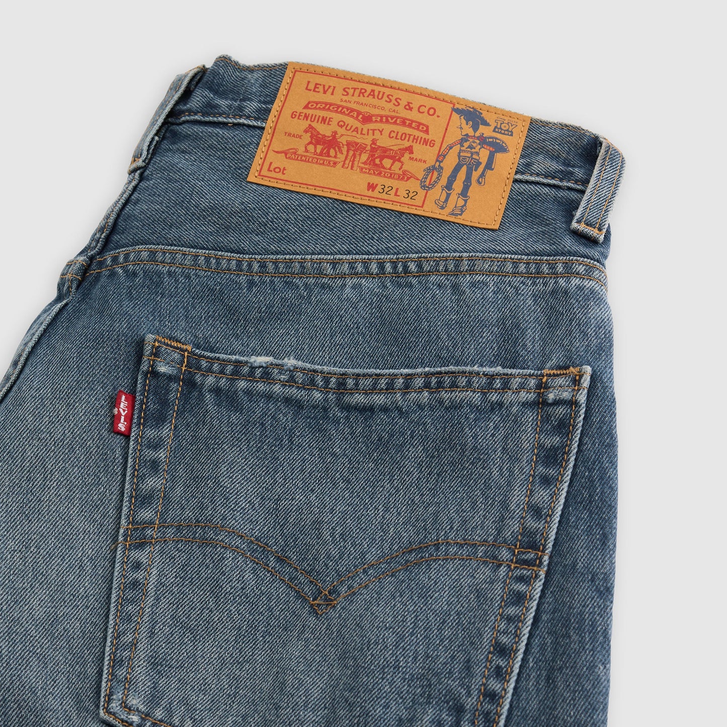 LEVI'S® X TOY STORY 웨스턴 플레어 진