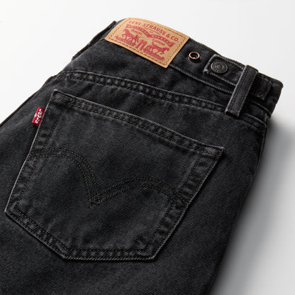 Levi's® Women's Cinch Mid-Thigh Shorts