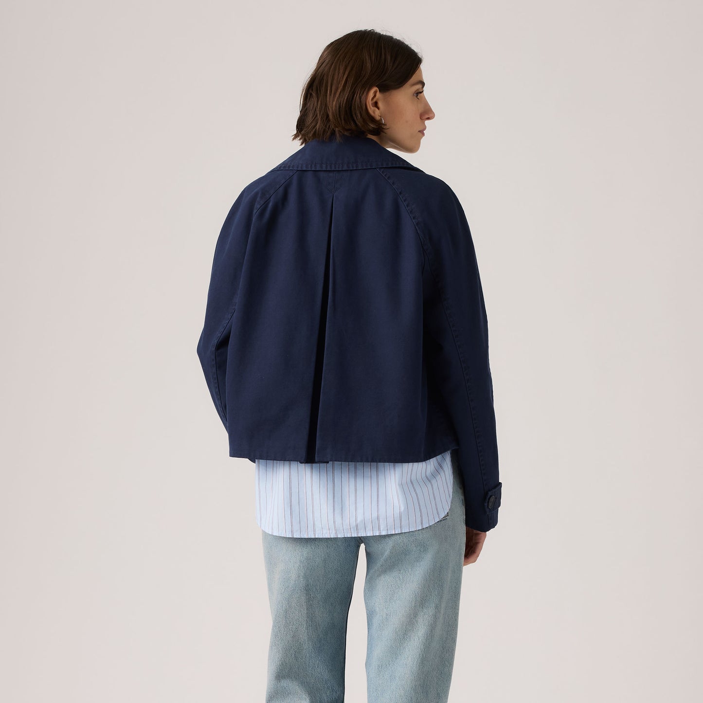 브리 크롭 스윙 트렌치 자켓