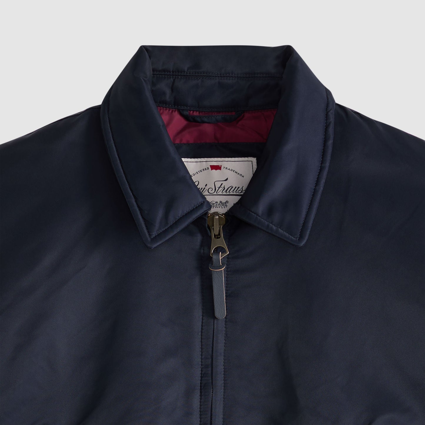 보위 크롭 봄버 자켓