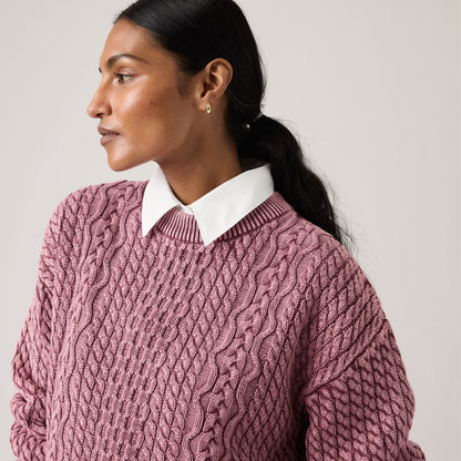 레일라 케이블 크루넥 스웨터