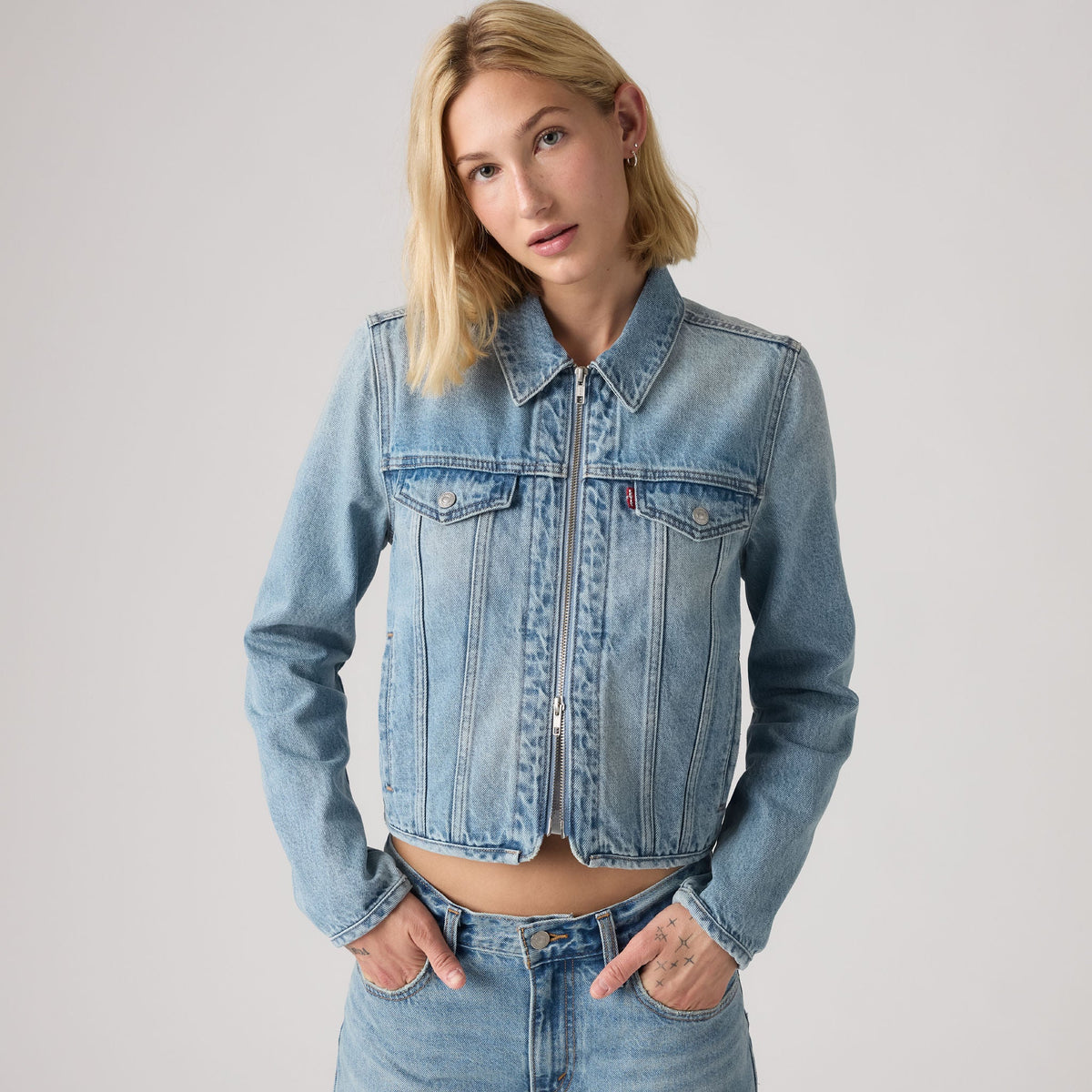 [9/18 순차 배송] Levi's® x Rosé 데님 자켓