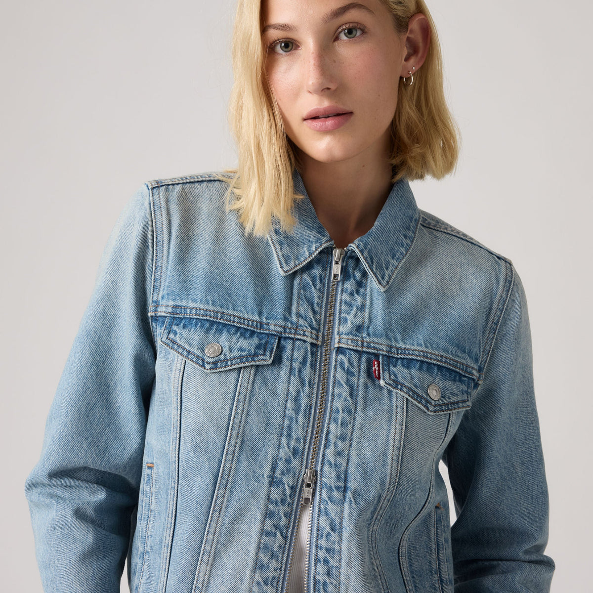 [9/18 순차 배송] Levi's® x Rosé 데님 자켓