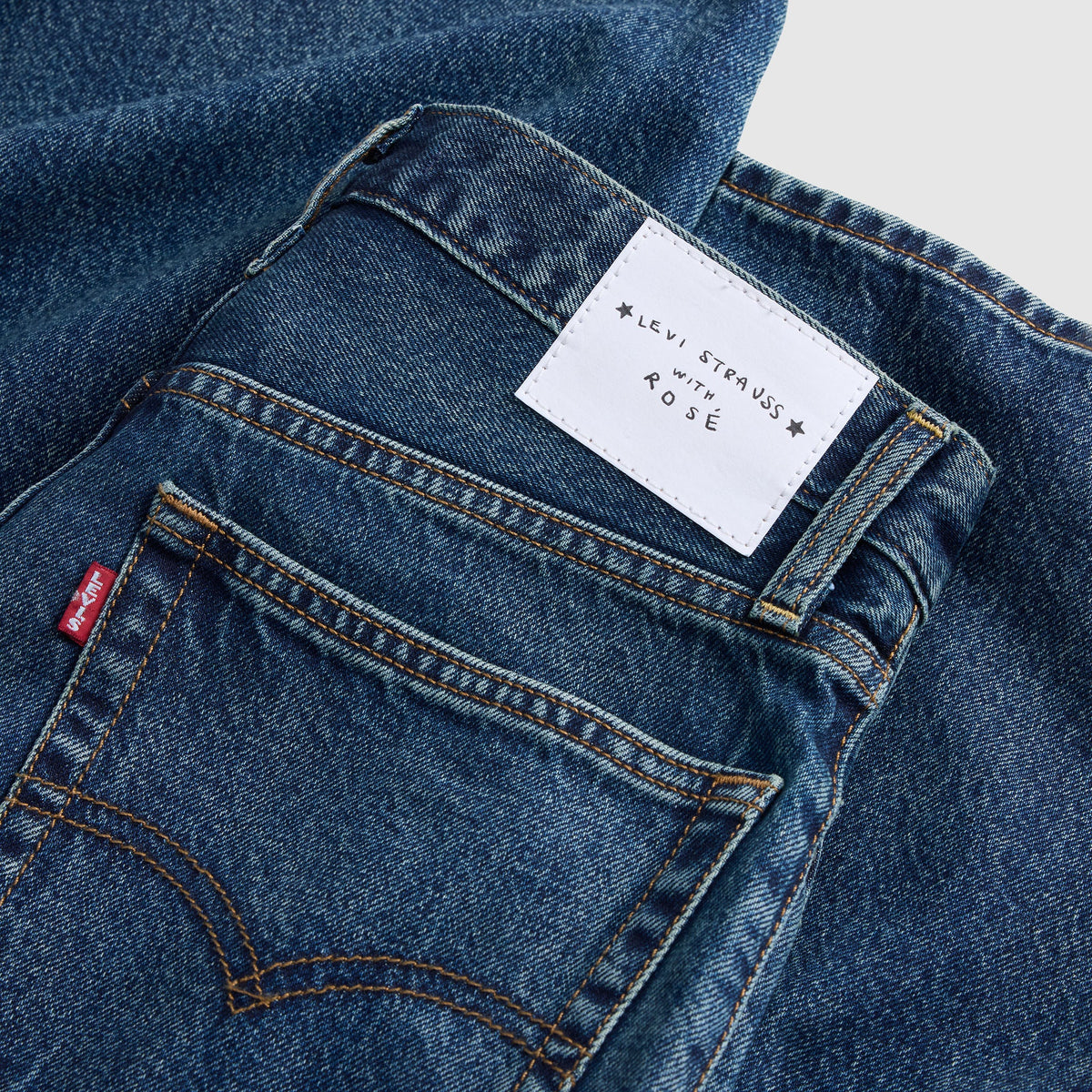 [9/18 순차 배송] Levi's® x Rosé 루즈 부츠 진