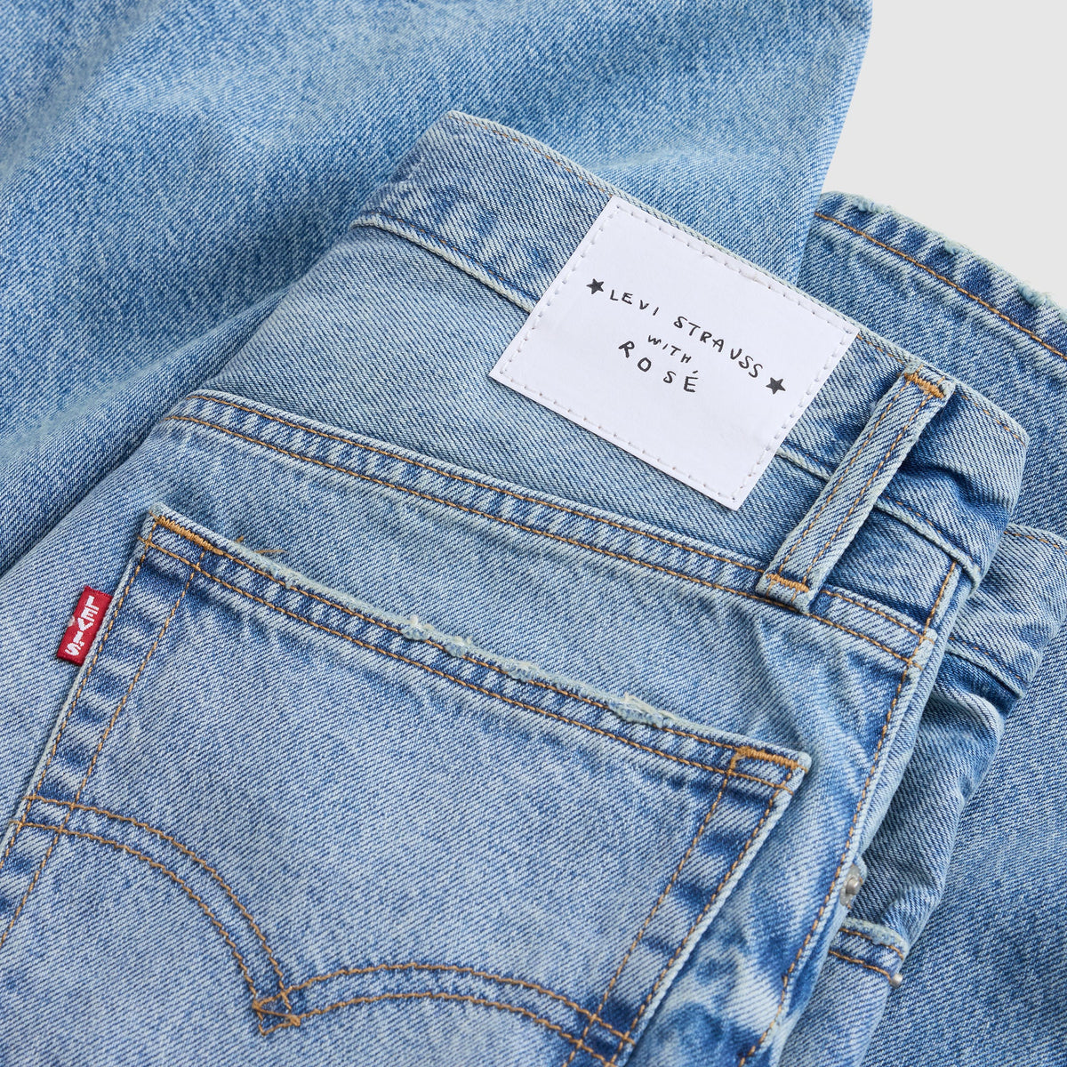 [9/18 순차 배송] Levi's® x Rosé 루즈 부츠 진