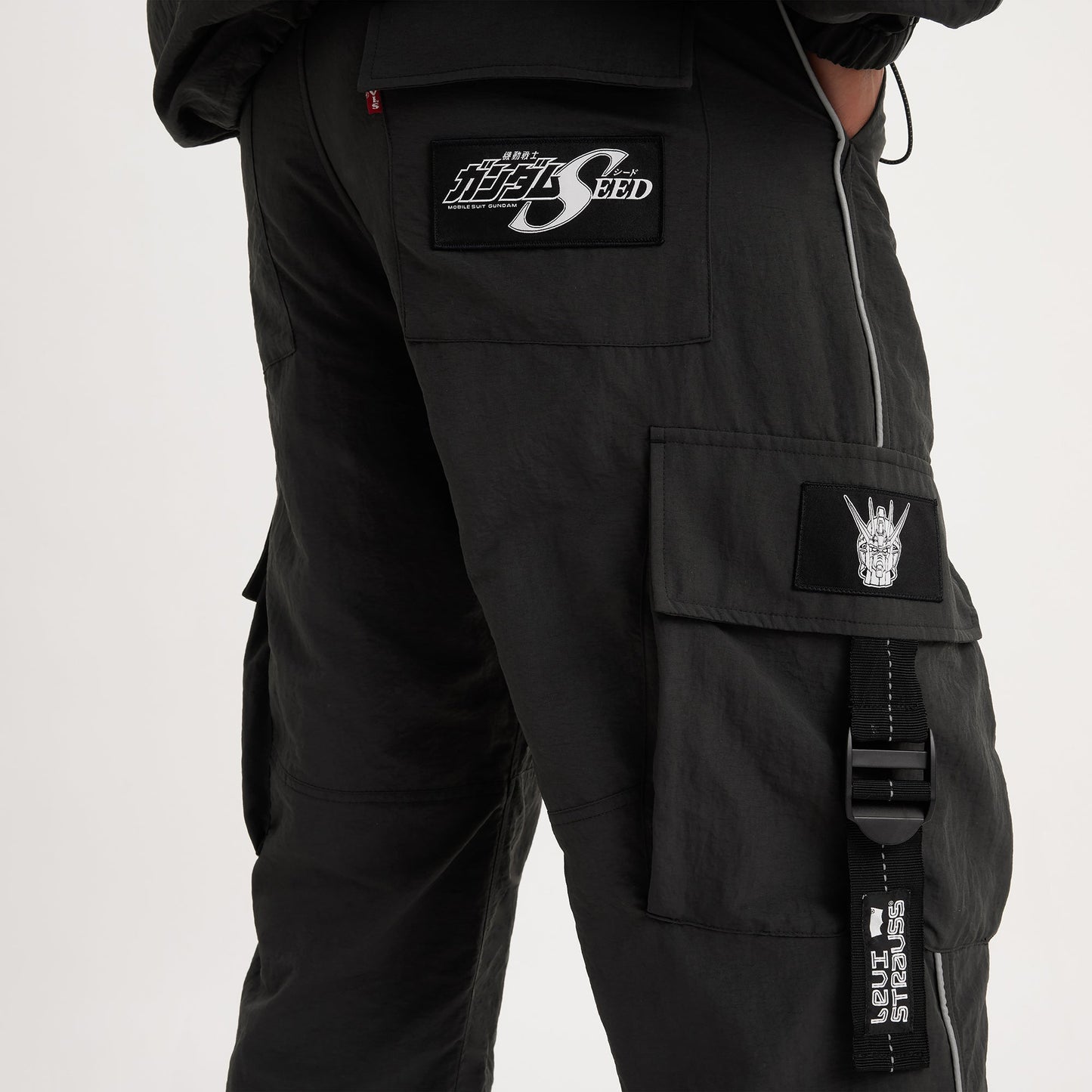 LEVI'S® X GUNDAM SEED 카고 팬츠
