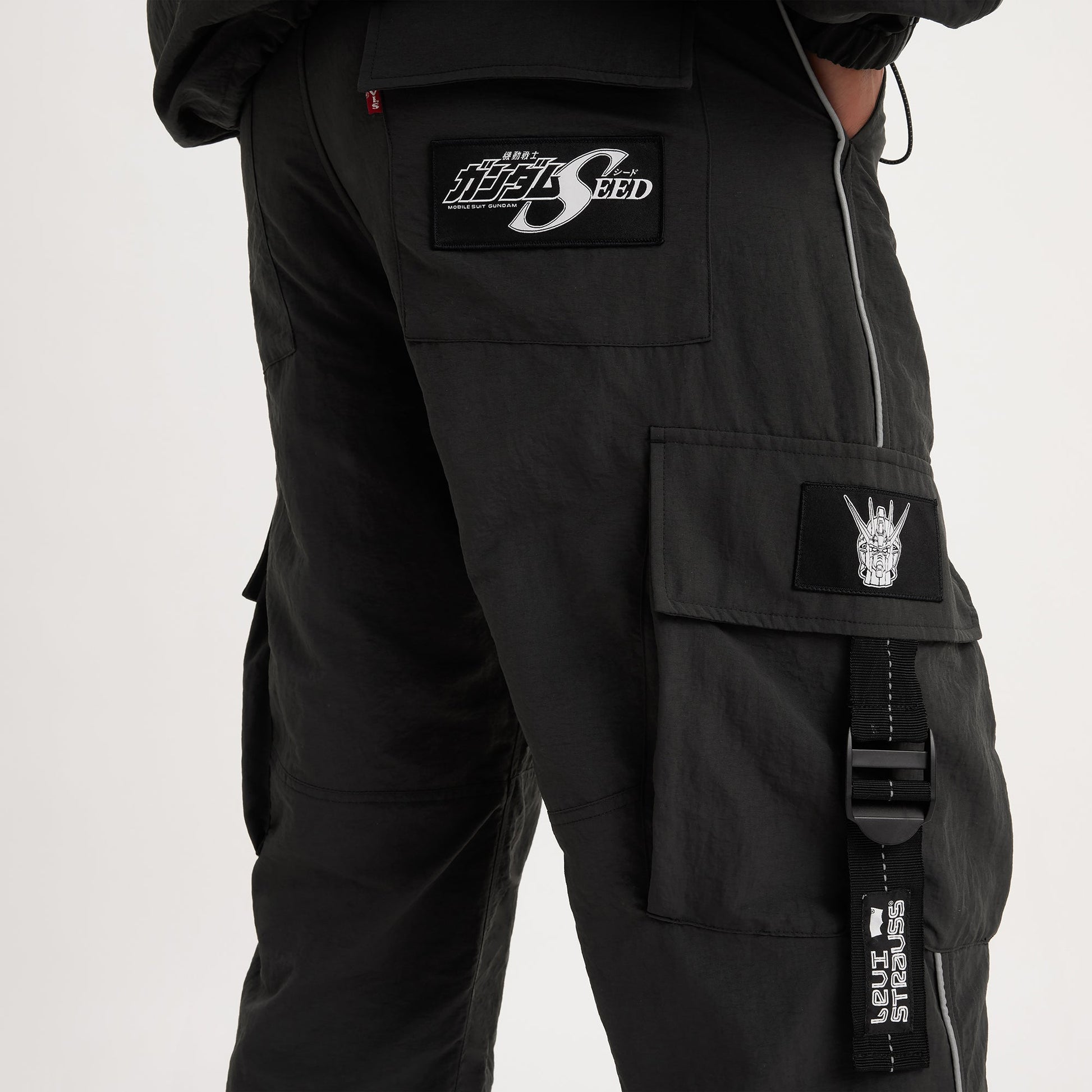 LEVI'S® X GUNDAM SEED 카고 팬츠