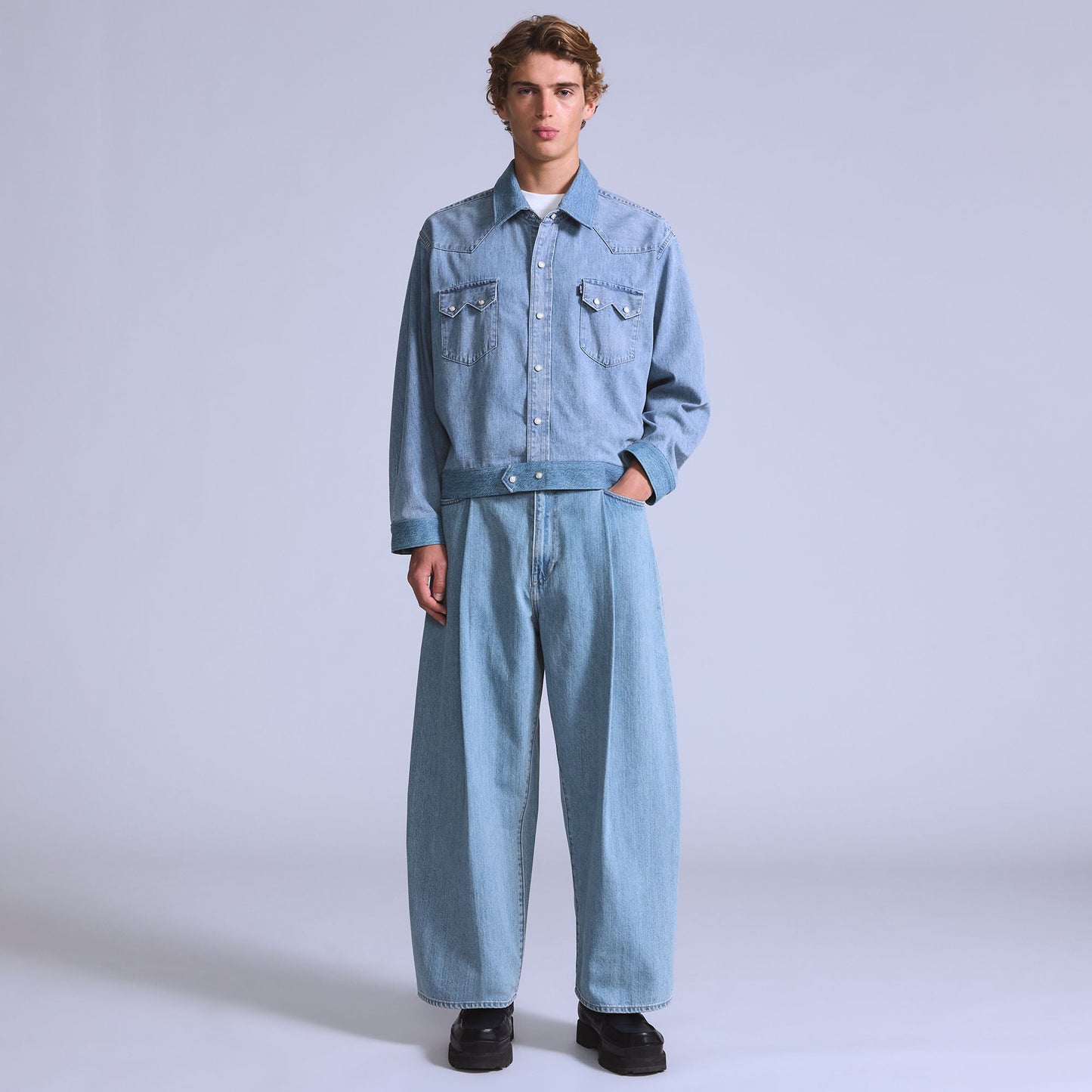 BLUETAB™ 와이드레그 플리츠 크롭 진