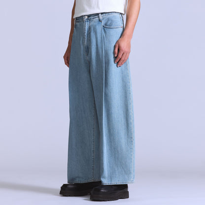 BLUETAB™ 와이드레그 플리츠 크롭 진