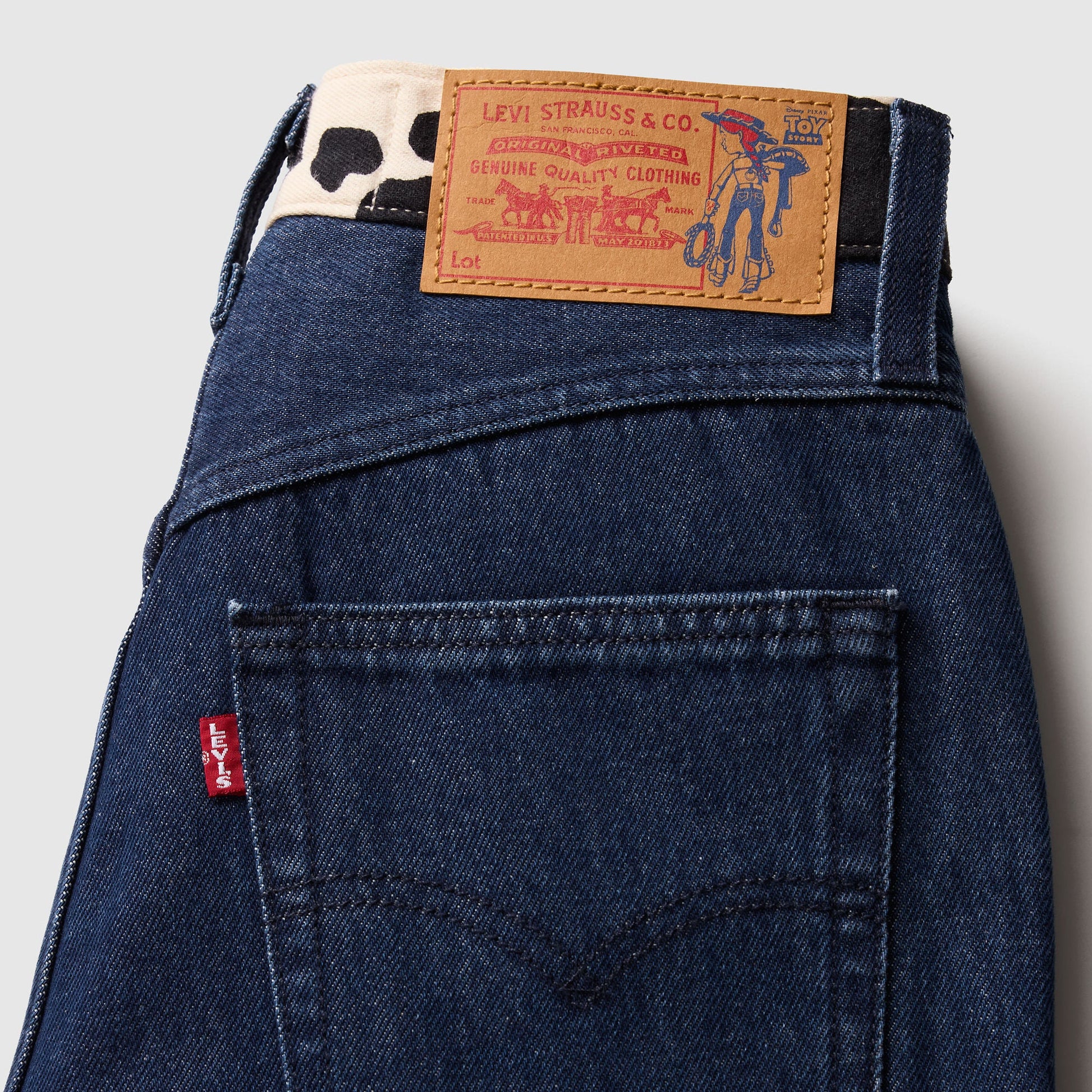 LEVI'S® X TOY STORY 립케이지 벨 진